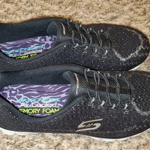 Skechers slip on